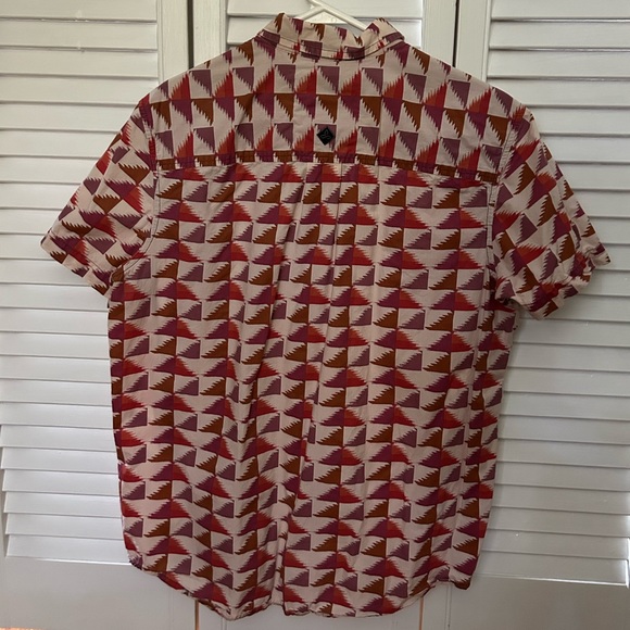 Mens Prana Short-Sleeve Button Up Shirt Triangle Print Small - Picture 7 of 9